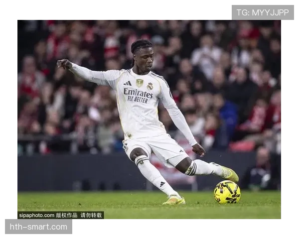 卡马文加正式加盟皇马，天才中场开启职业新征程